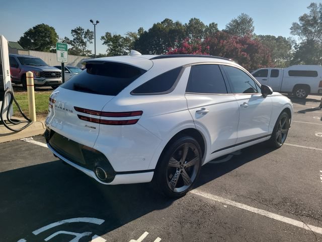 Used 2023 Genesis GV70 3.5T Sport w/ Sport Prestige Package AWD/4WD image 5