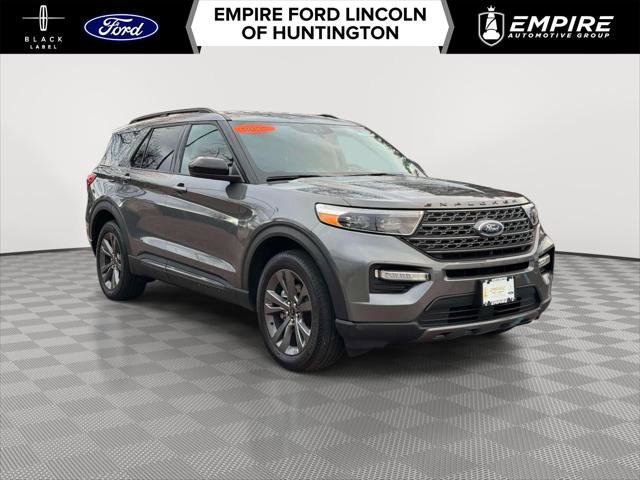 Certified 2023 Ford Explorer XLT w/ Equipment Group 202A image 7
