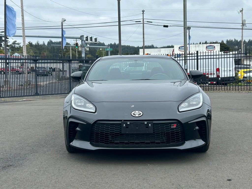 Used 2023 Toyota GR86 Premium w/ ALL Weather Mat Package (TMS) RWD image 2