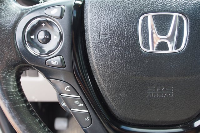 Used 2019 Honda Ridgeline RTL-E image 19