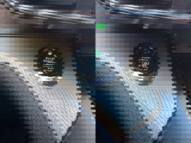 Certified 2020 Ford Explorer XLT w/ Equipment Group 202A image 24