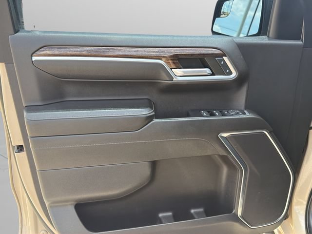 Used 2022 GMC Sierra 1500 Elevation w/ X31 Off-Road Package AWD/4WD image 18