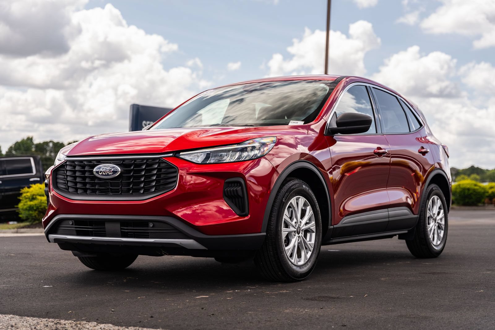 Certified 2023 Ford Escape Active FWD image 3