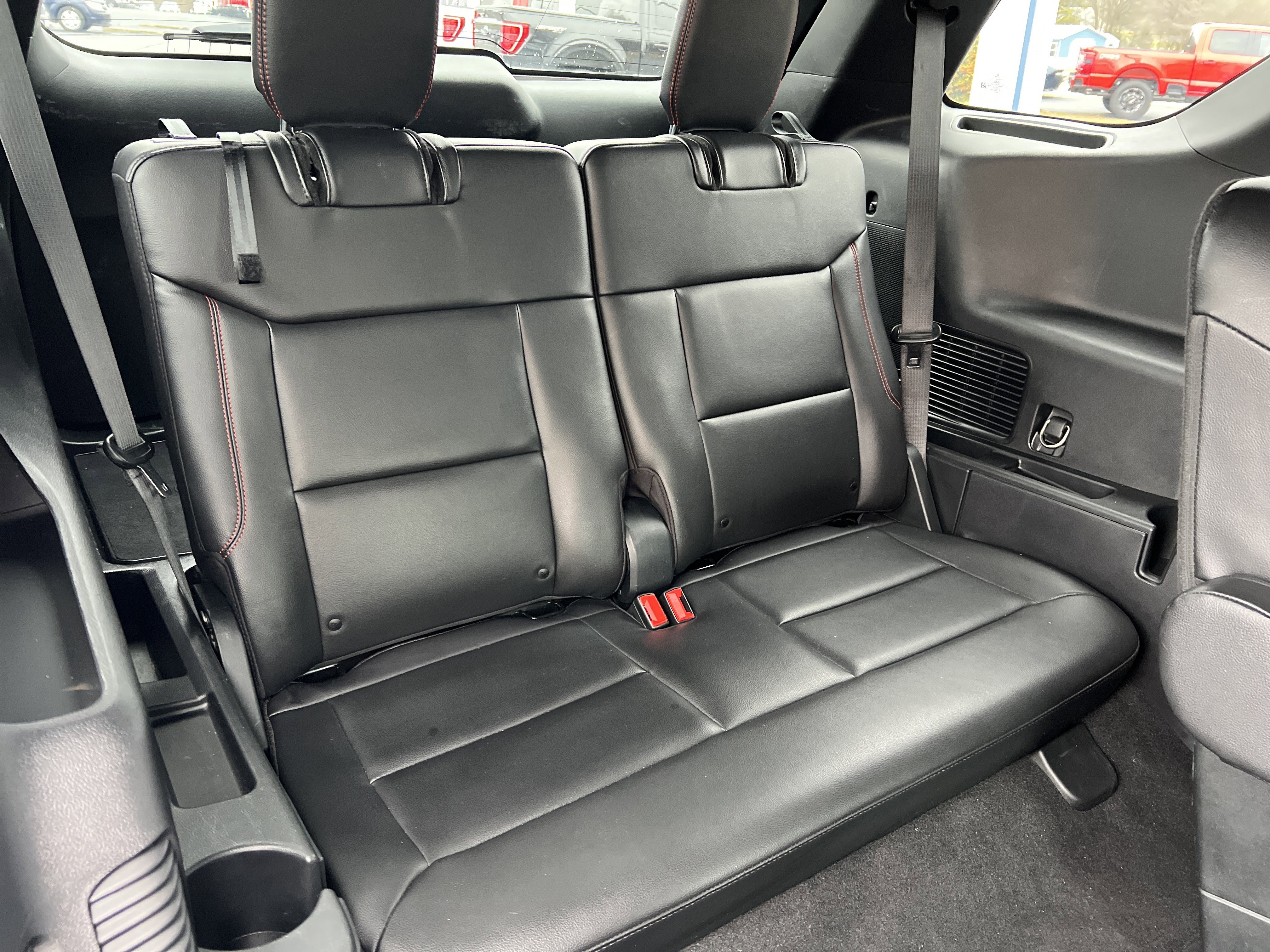 Certified 2023 Ford Explorer ST-Line w/ Class IV Trailer Tow Package image 17