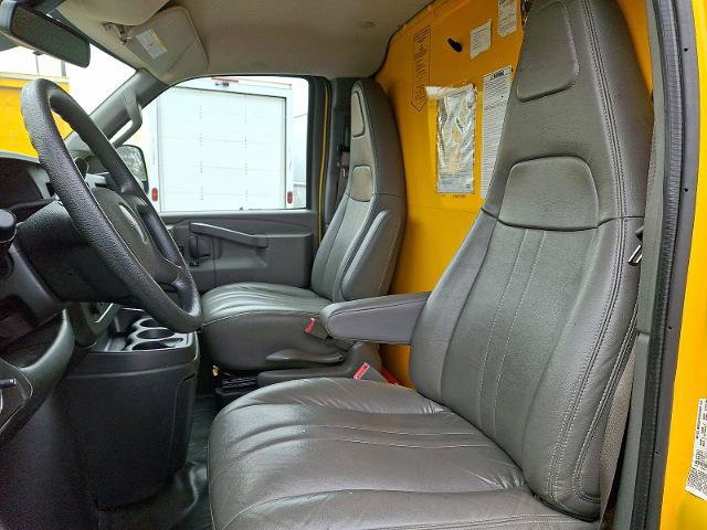 Used 2021 GMC Savana 3500 w/ Power Convenience Package RWD image 12