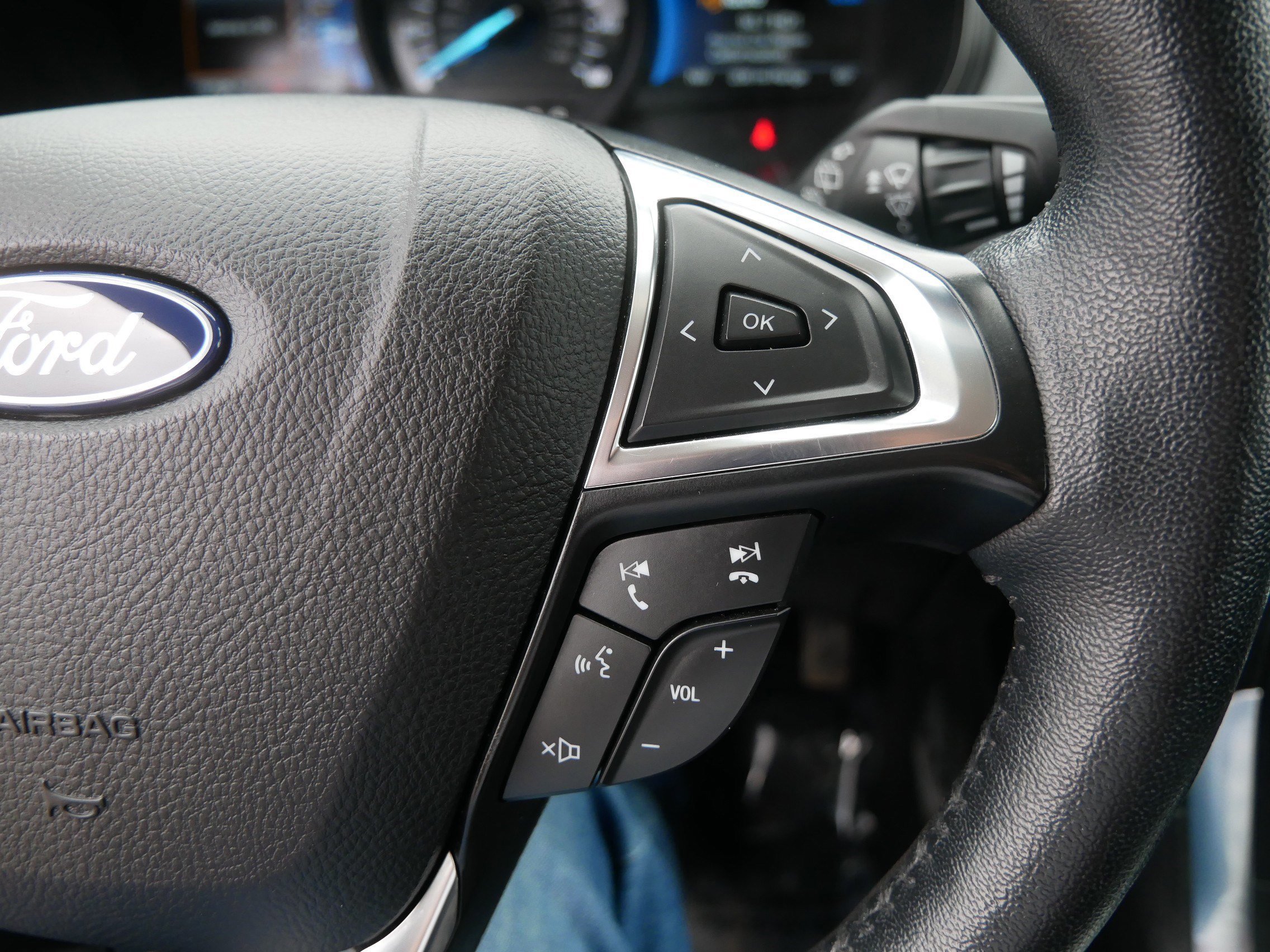 Certified 2022 Ford Edge Titanium image 29