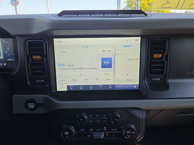 Certified 2023 Ford Bronco Badlands w/ Sasquatch Package AWD/4WD image 27