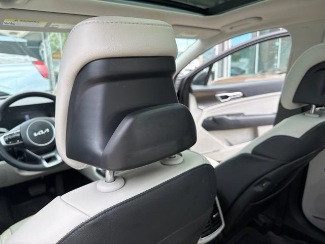 Used 2025 Kia Sportage EX w/ Premium Package FWD image 25