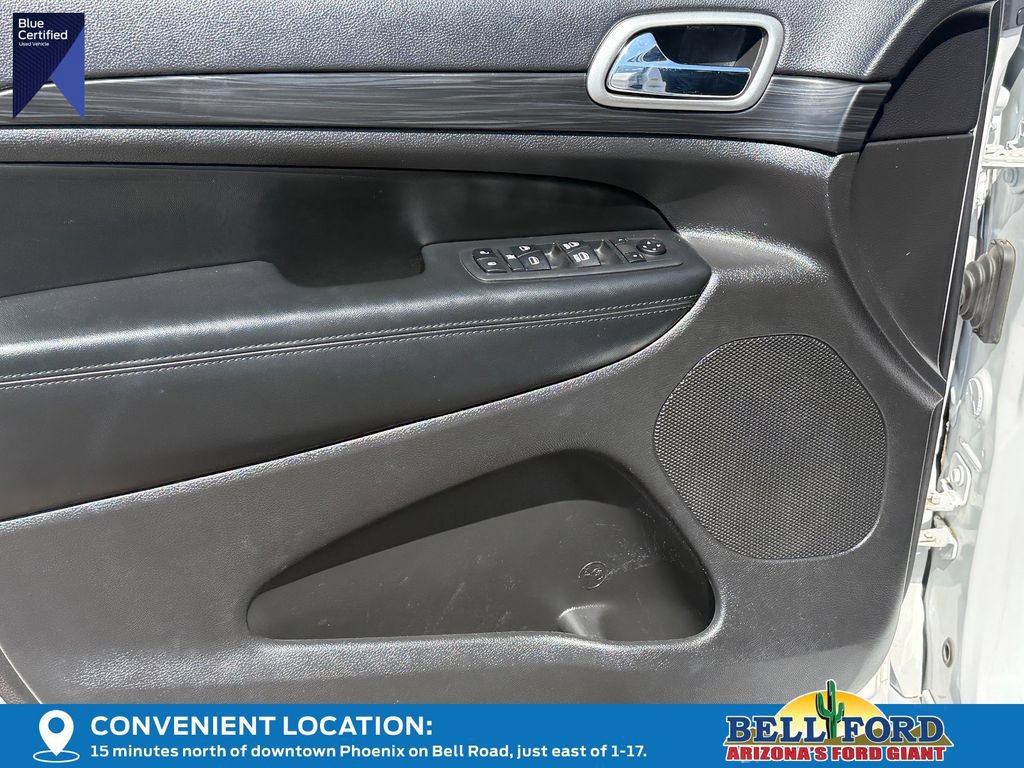 Used 2019 Jeep Grand Cherokee Altitude AWD/4WD image 18