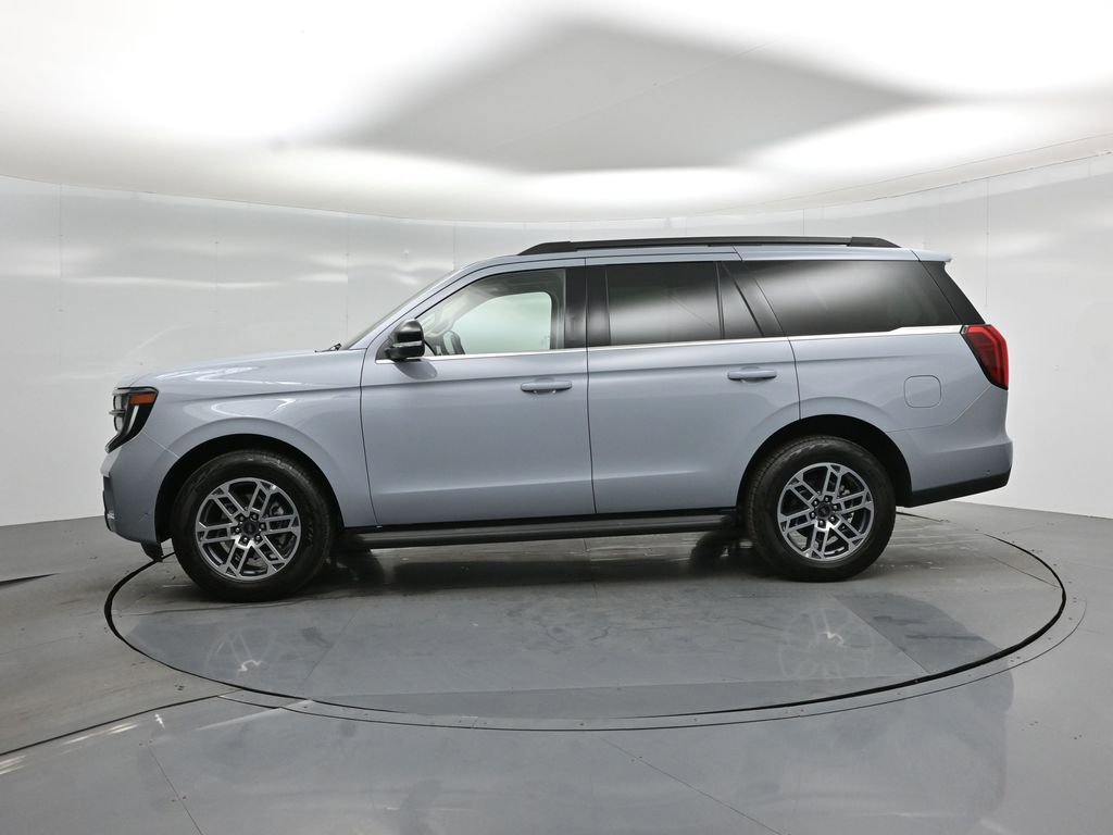 Certified 2025 Ford Expedition Active AWD/4WD image 30