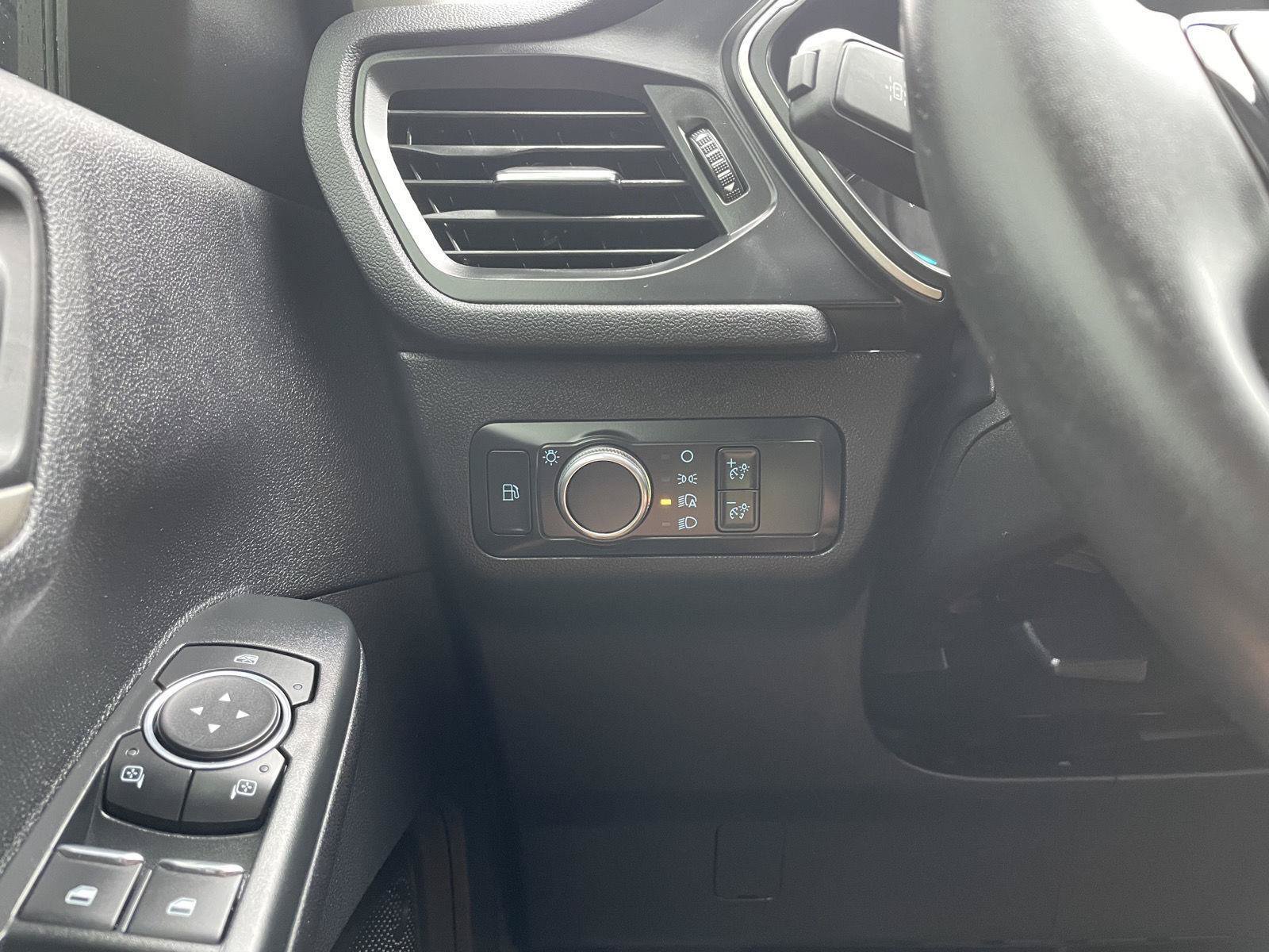 Certified 2022 Ford Escape SE w/ SE Sport Appearance Package AWD/4WD image 15