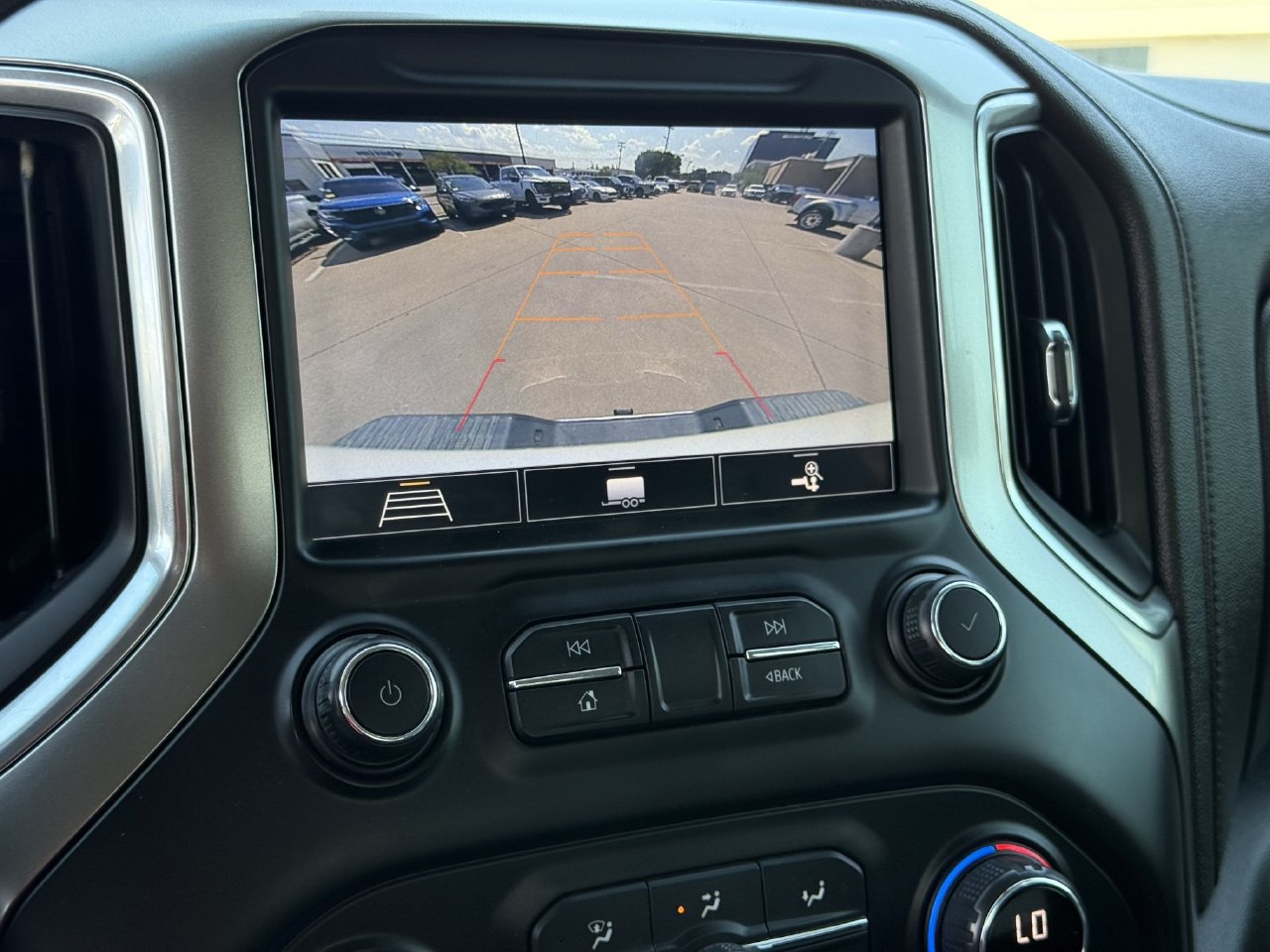 Used 2020 Chevrolet Silverado 2500 LTZ AWD/4WD image 20