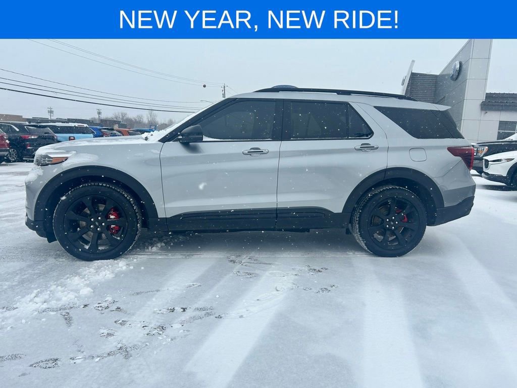 Certified 2023 Ford Explorer ST w/ Equipment Group 401A image 3