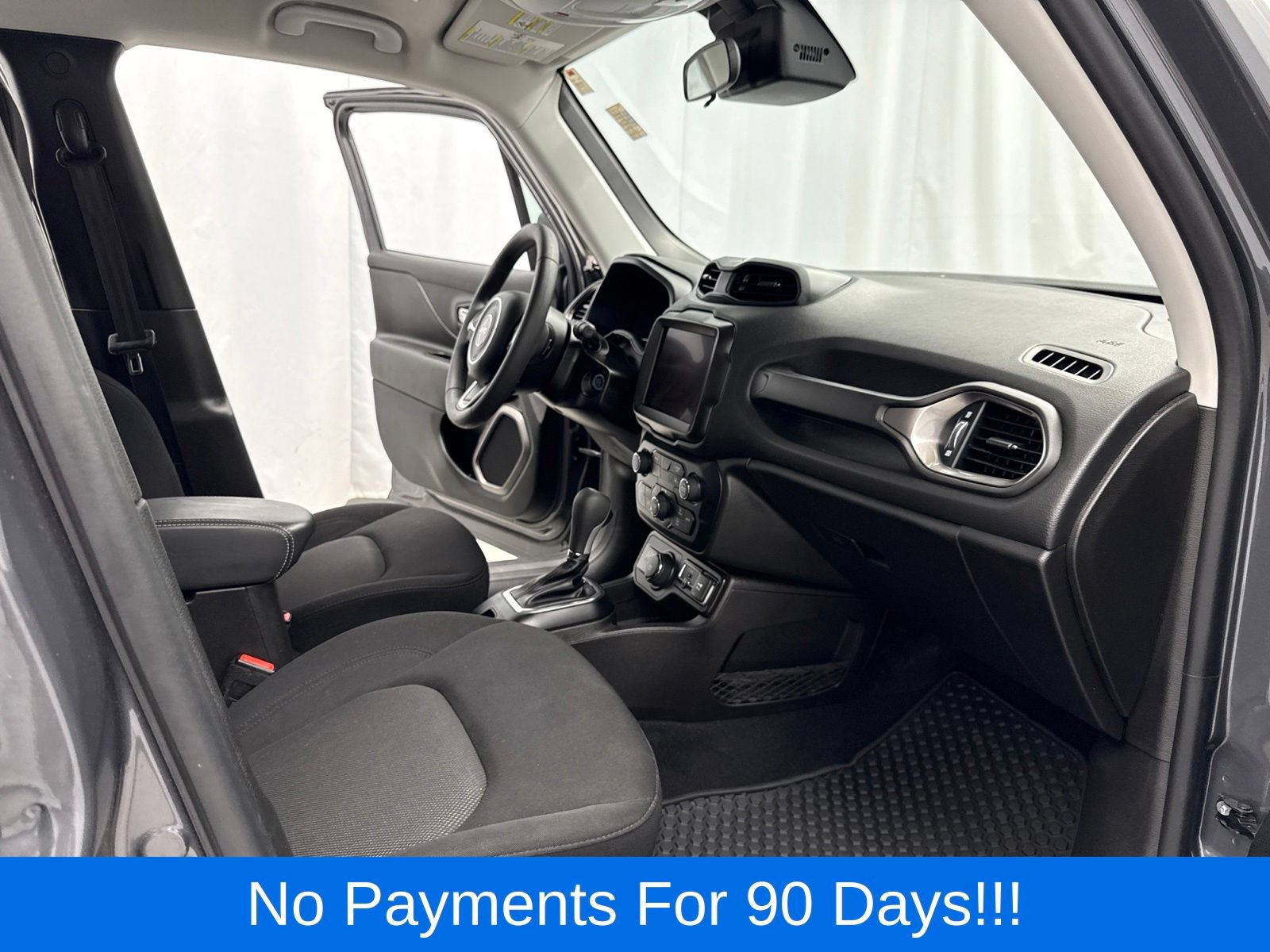 Used 2023 Jeep Renegade Latitude AWD/4WD image 27