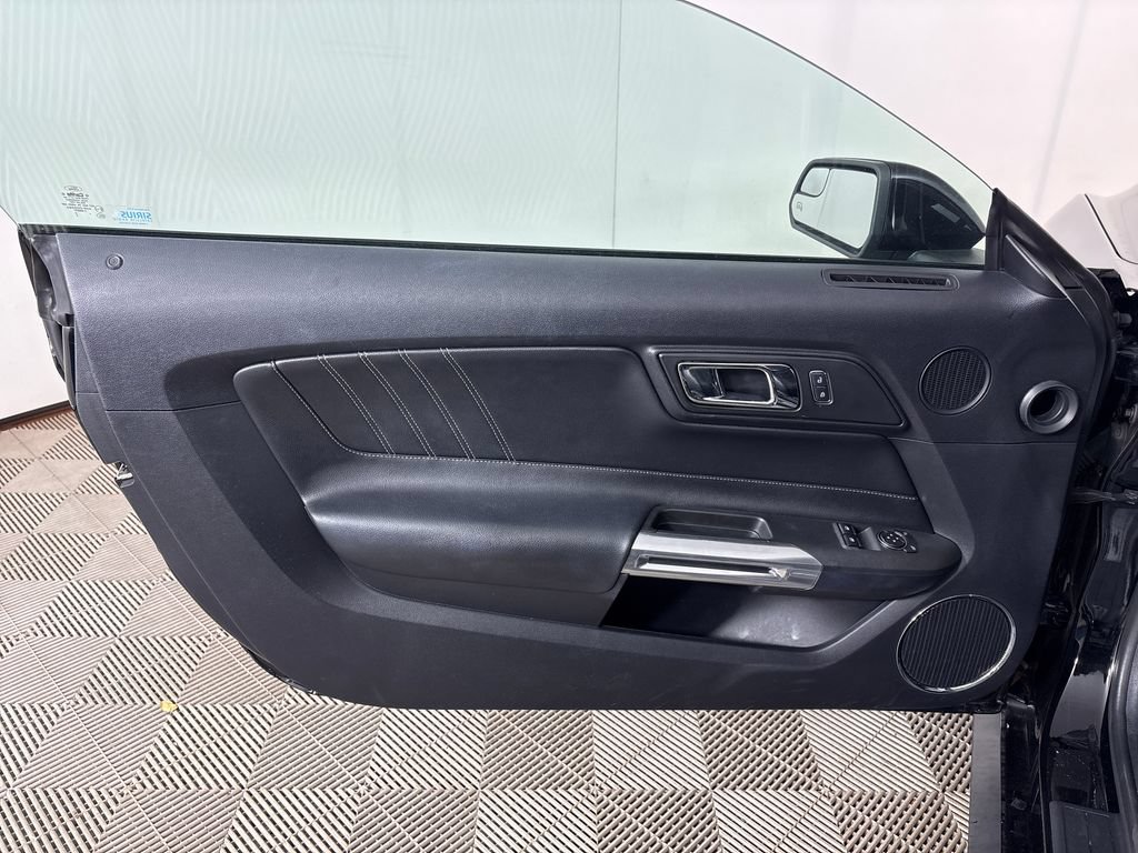 Certified 2017 Ford Mustang Premium RWD image 16