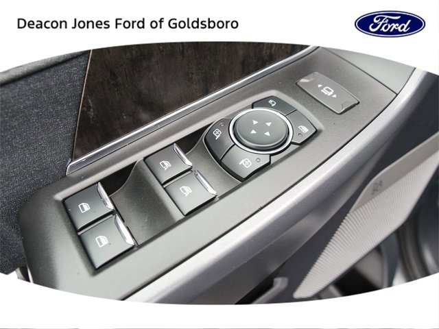 Certified 2023 Ford F250 Lariat w/ Sport Appearance Package image 15