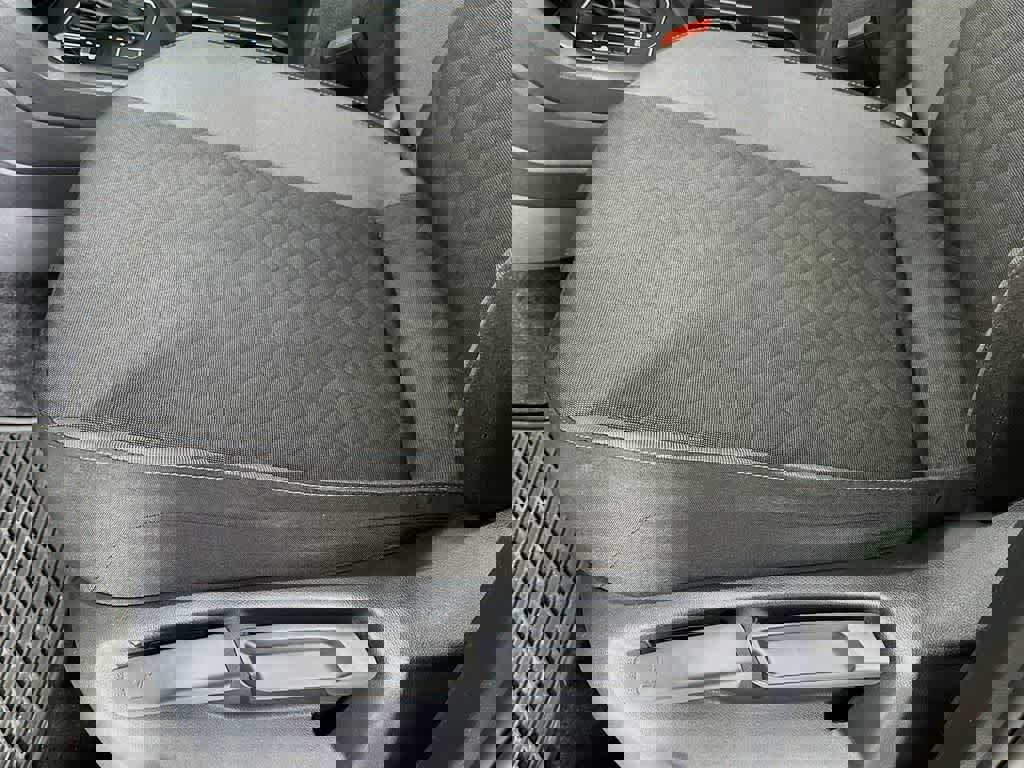 Used 2020 Volkswagen Tiguan S image 29