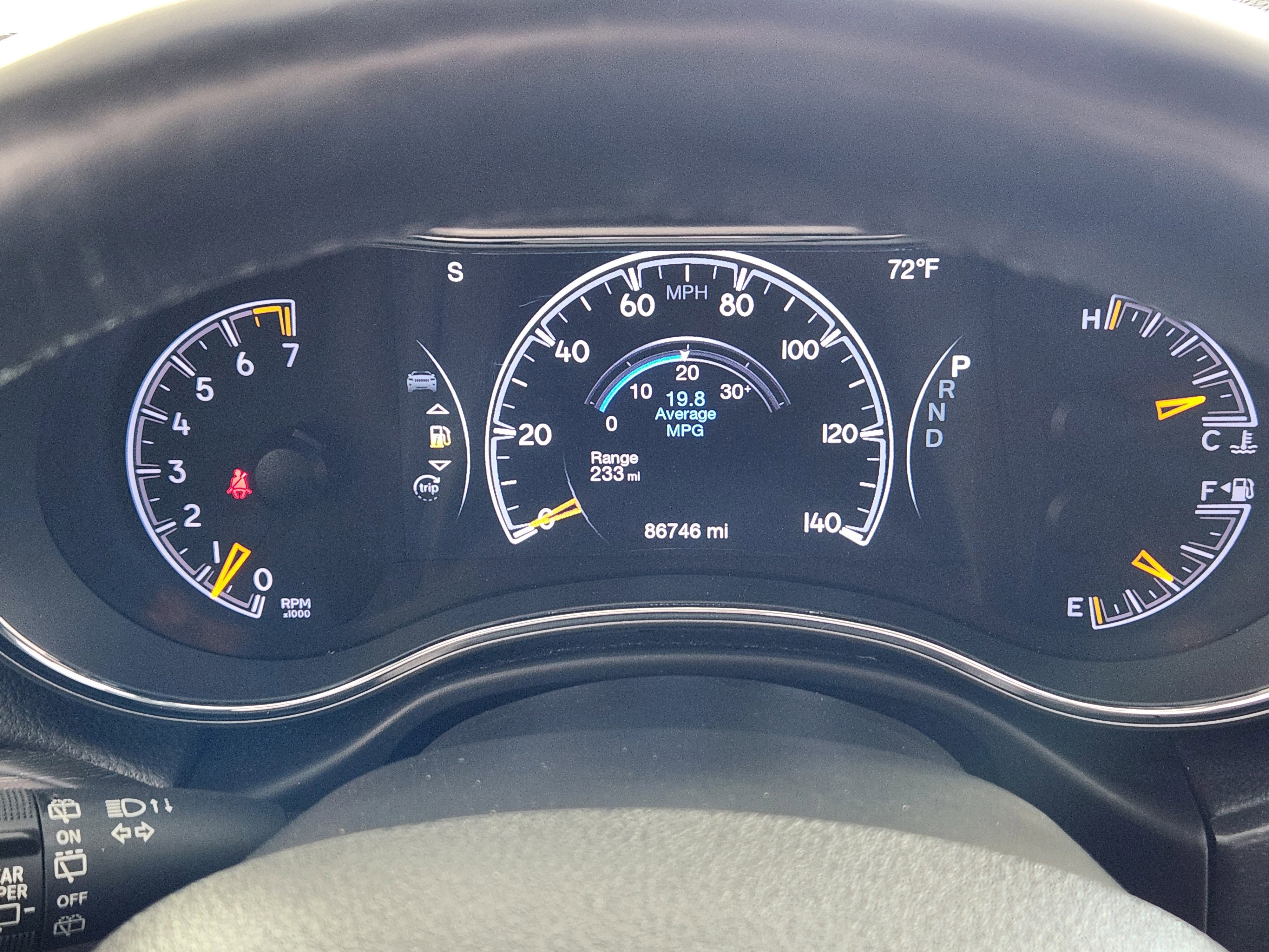 Used 2018 Jeep Grand Cherokee Limited image 20