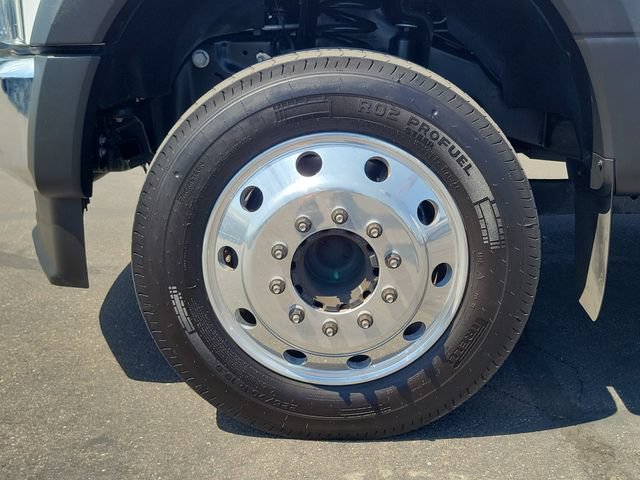 Certified 2022 Ford F550 2WD Crew Cab Super Duty w/ Power Equipment Group image 28