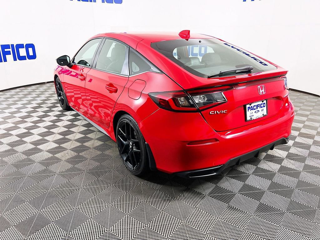 Used 2023 Honda Civic Sport image 5