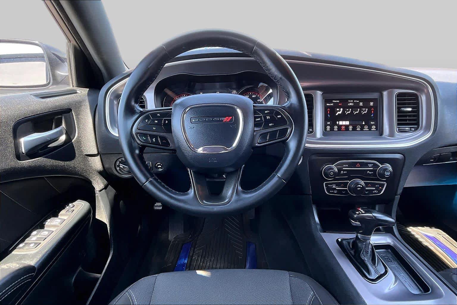 Used 2022 Dodge Charger SXT w/ Blacktop Package RWD image 6