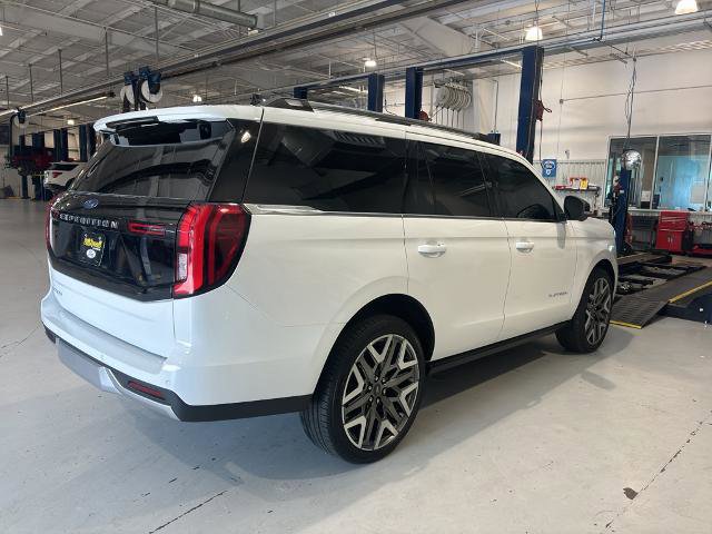 Certified 2025 Ford Expedition Platinum w/ Platinum Ultimate Package AWD/4WD image 5