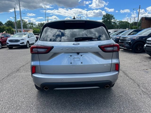 Certified 2024 Ford Escape ST-Line w/ Tech Pack #1 AWD/4WD image 5