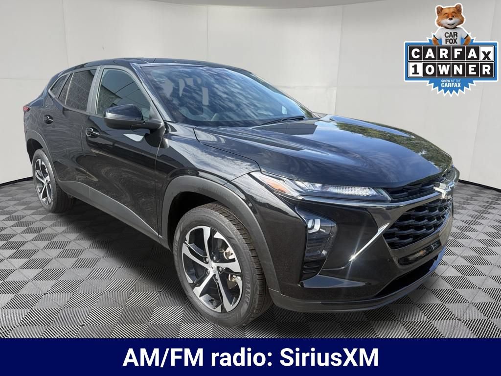 Used 2024 Chevrolet Trax RS FWD image 9