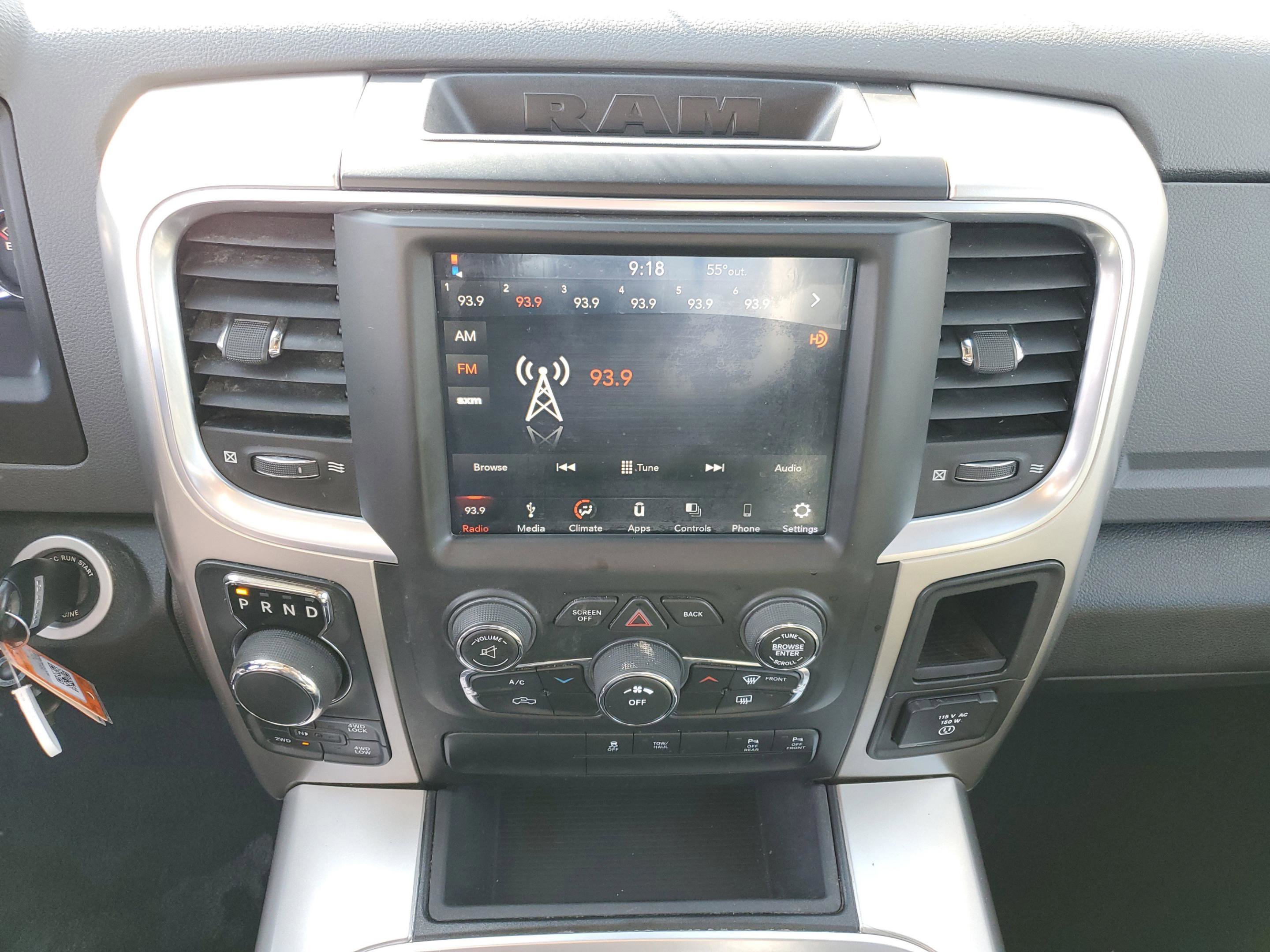 Used 2018 RAM 1500 Big Horn AWD/4WD image 24