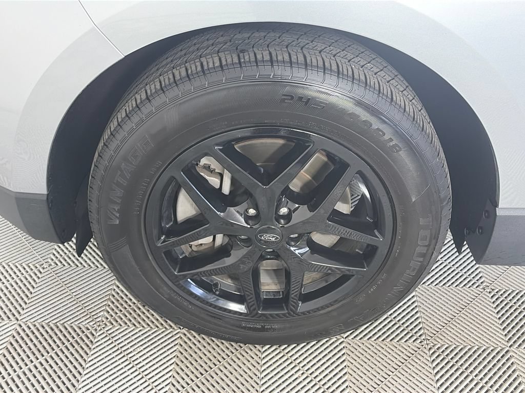 Certified 2023 Ford Edge SEL AWD/4WD image 8