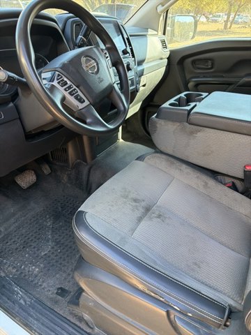 Used 2021 Nissan Titan S w/ S Utility Package image 6