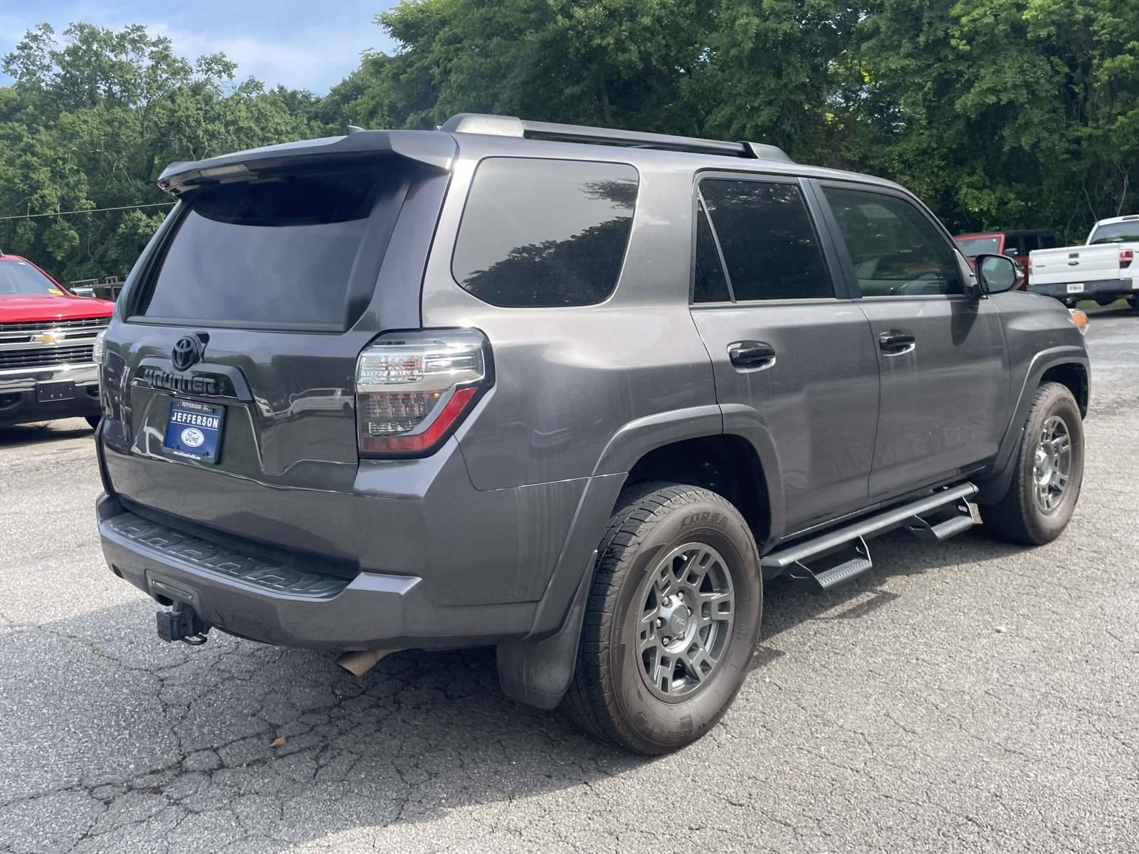 Used 2020 Toyota 4Runner Venture AWD/4WD image 3