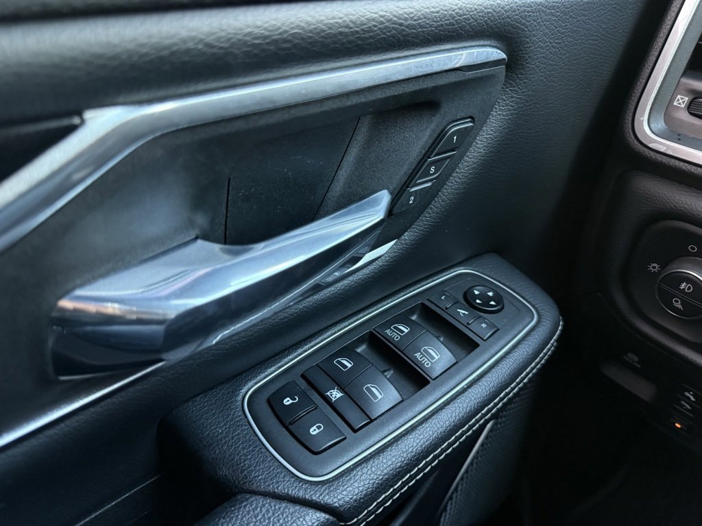 Used 2021 RAM 1500 Laramie w/ Sport Appearance Package image 12