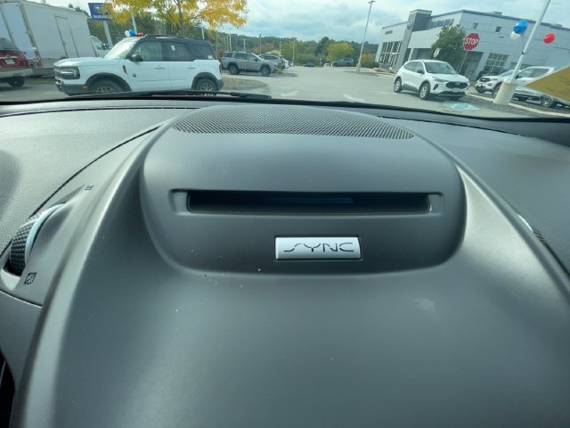 Certified 2018 Ford Escape SEL AWD/4WD image 32