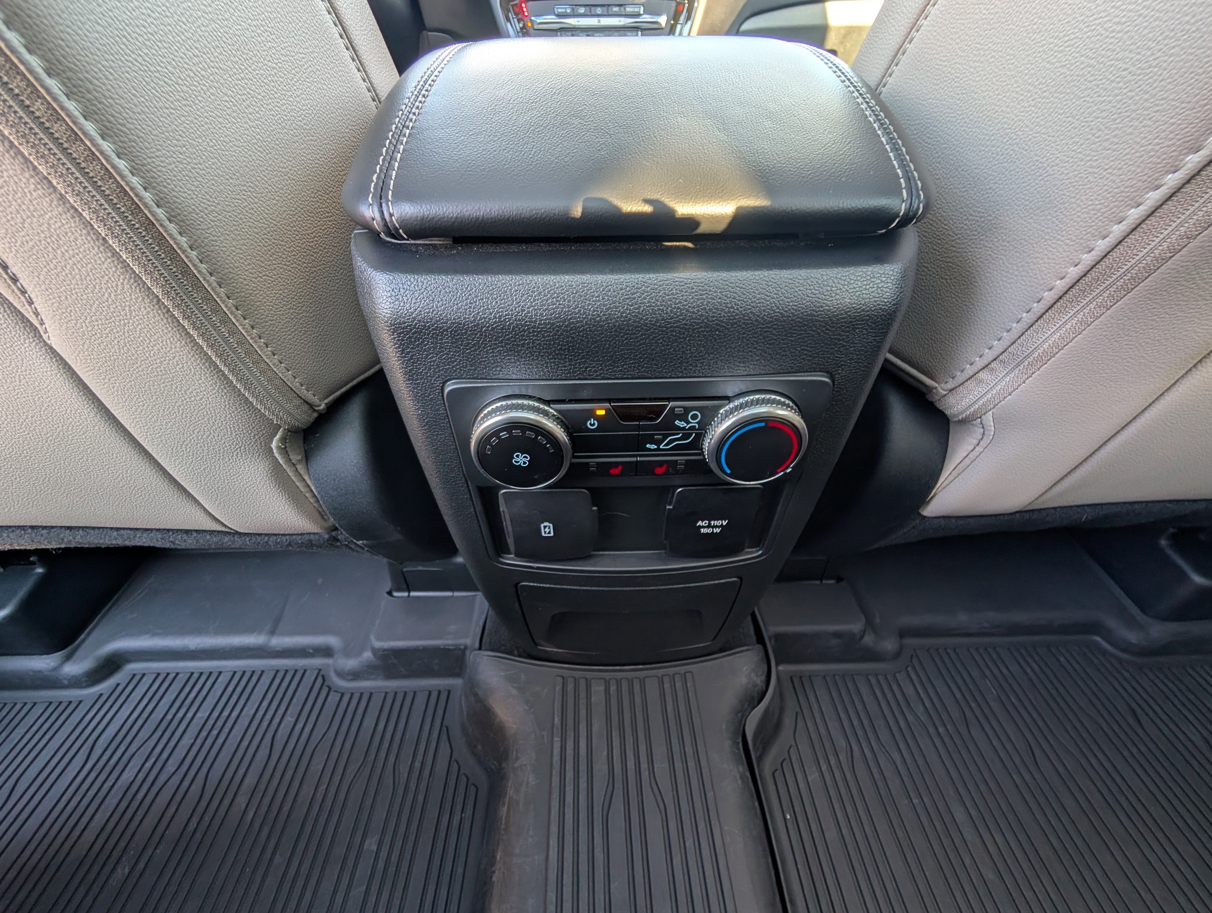 Certified 2023 Ford Explorer Limited w/ Limited Technology Package image 20