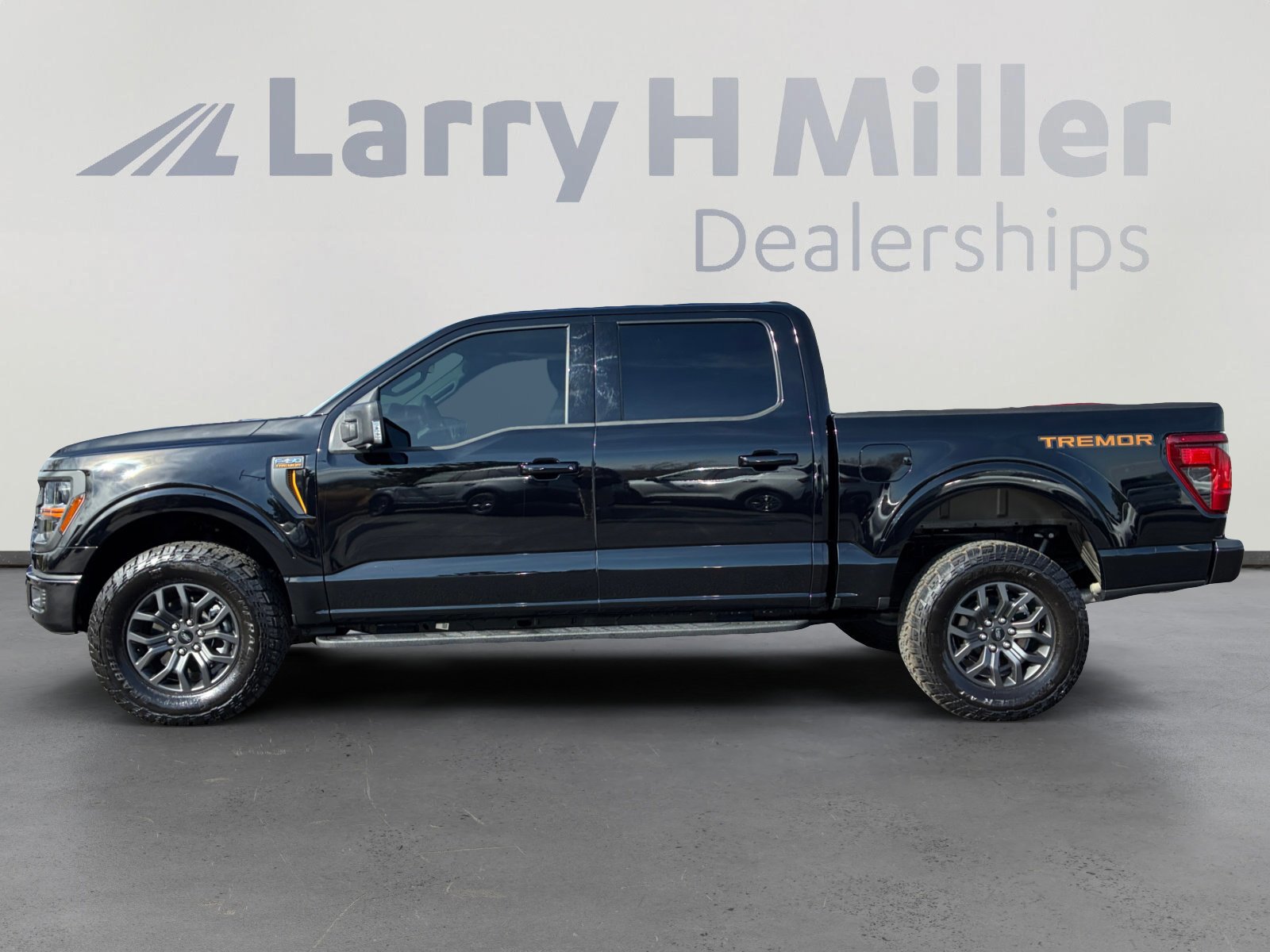 Certified 2025 Ford F150 Tremor w/ Mobile Office Package image 2