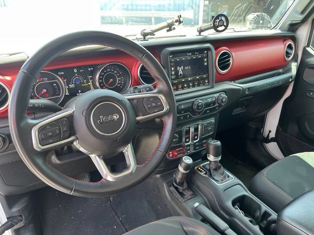 Used 2022 Jeep Wrangler Rubicon AWD/4WD image 3