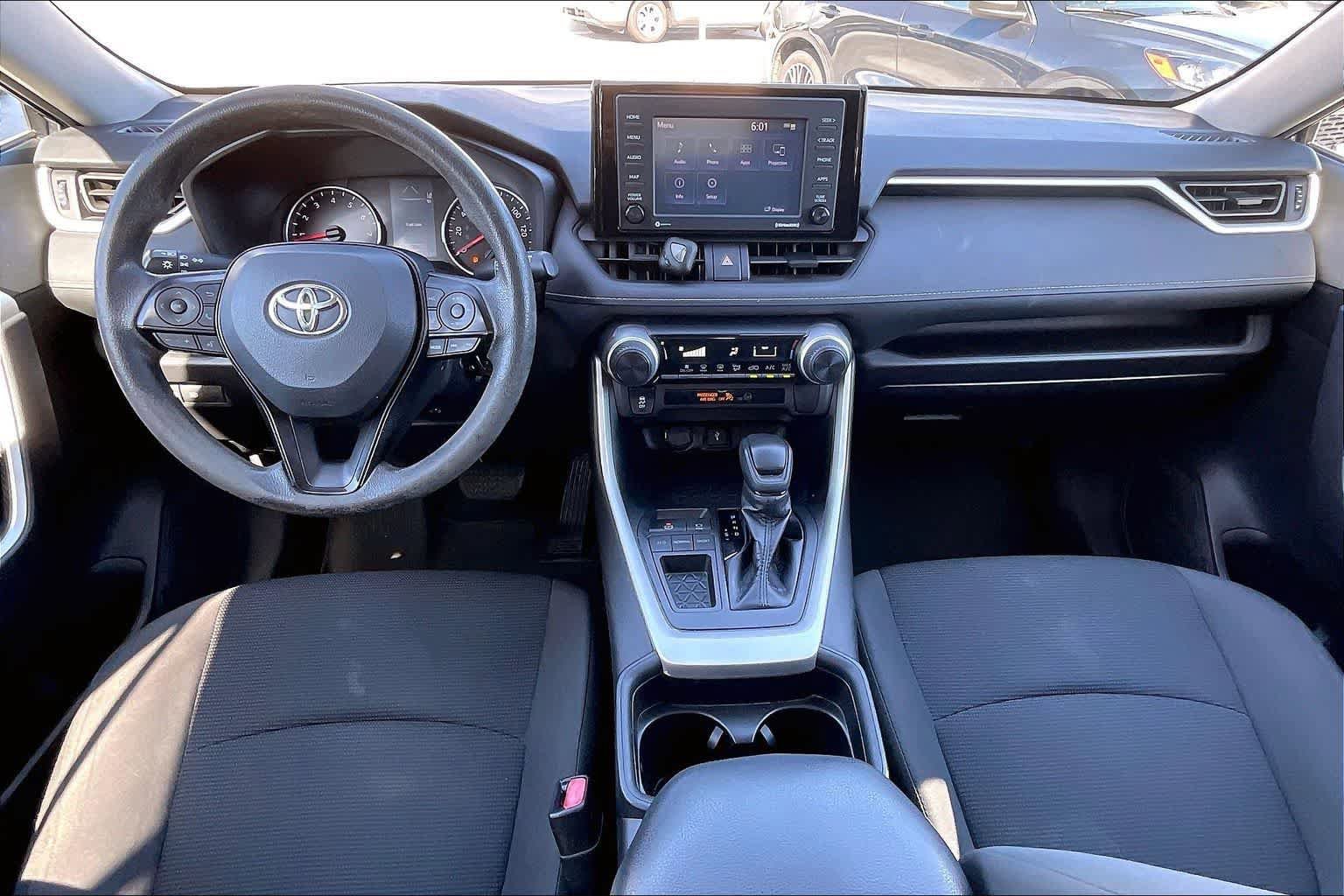 Used 2020 Toyota RAV4 LE w/ Carpet Mat Package FWD image 10