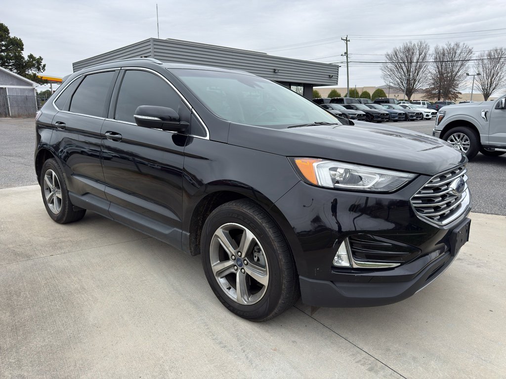 Certified 2020 Ford Edge SEL w/ Convenience Package image 3