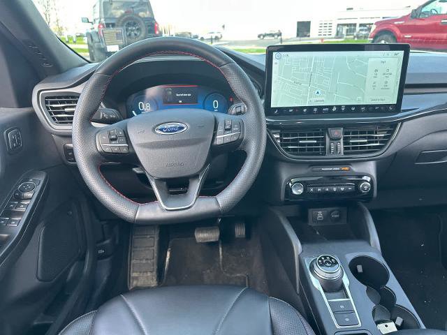Certified 2025 Ford Escape ST-Line Elite w/ Premium Technology Package AWD/4WD image 16
