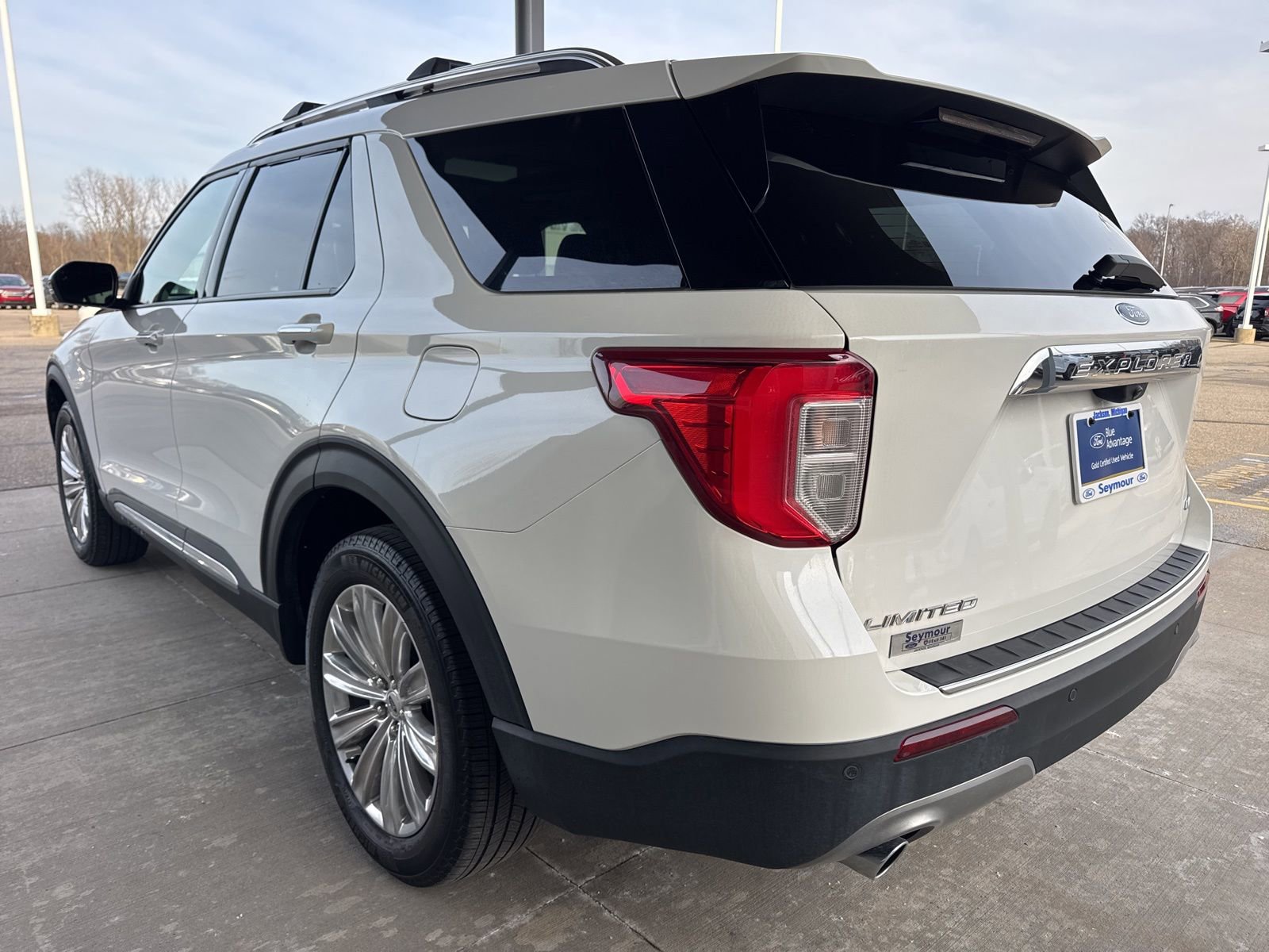 Certified 2023 Ford Explorer Limited w/ Limited Technology Package image 5