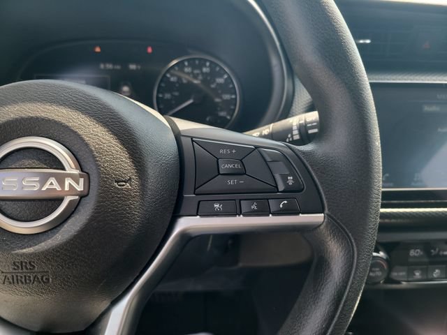 Used 2022 Nissan Kicks SV FWD image 14