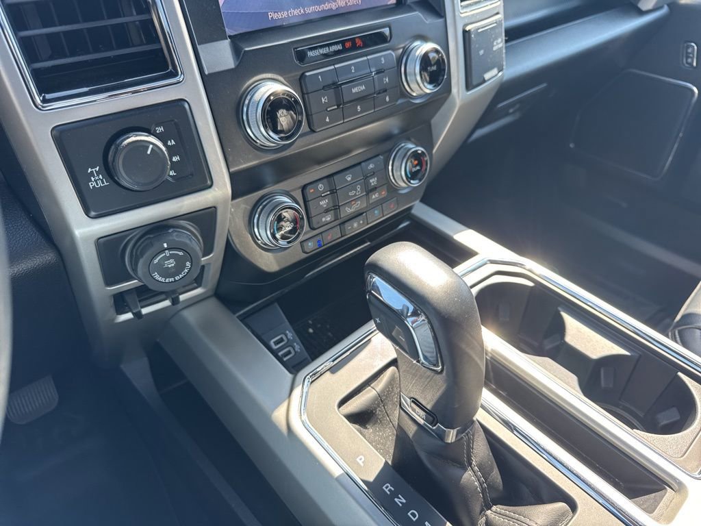 Certified 2020 Ford F150 Lariat w/ Equipment Group 502A Luxury image 24