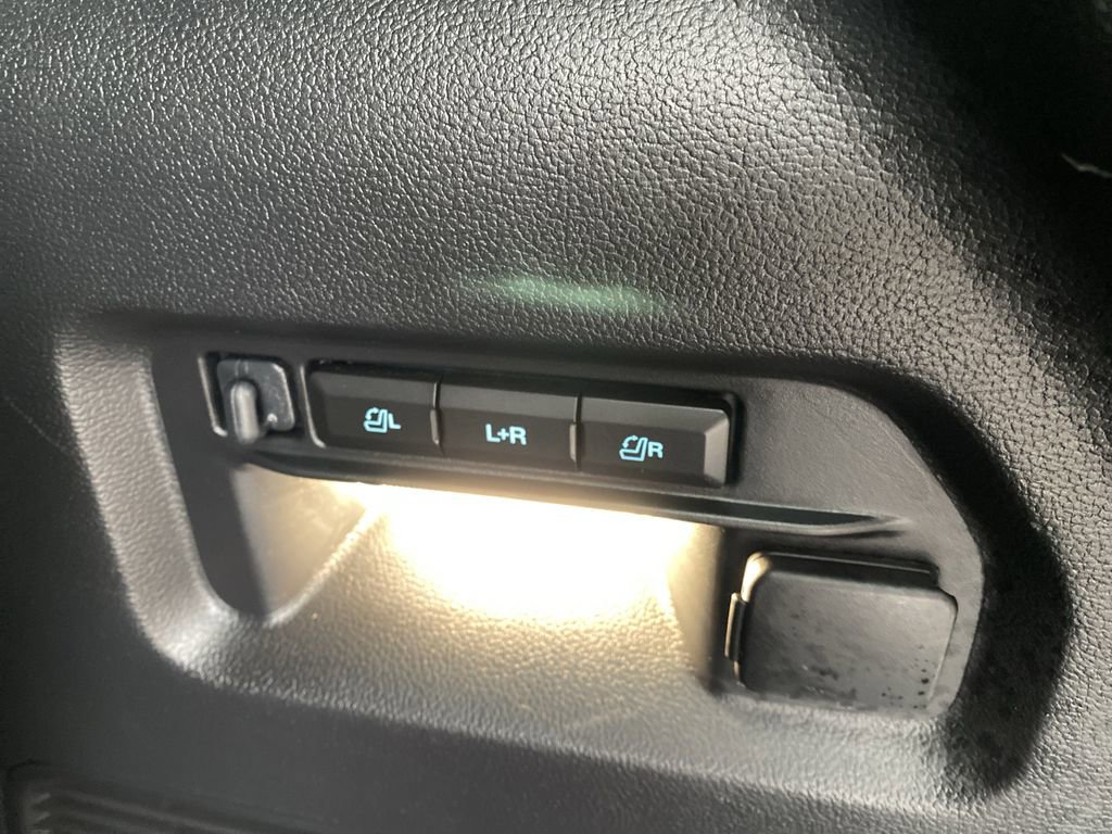 Certified 2025 Ford Explorer ST-Line w/ Premium Package image 20