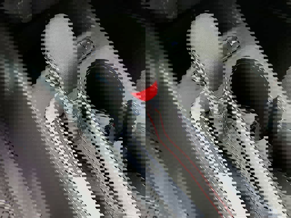 Used 2024 Chevrolet Trax RS image 21