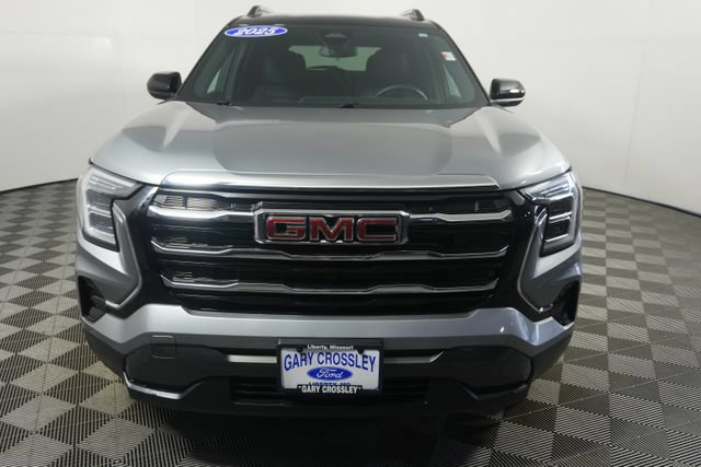 Used 2025 GMC Terrain Elevation w/ Elevation Premium Package AWD/4WD image 8