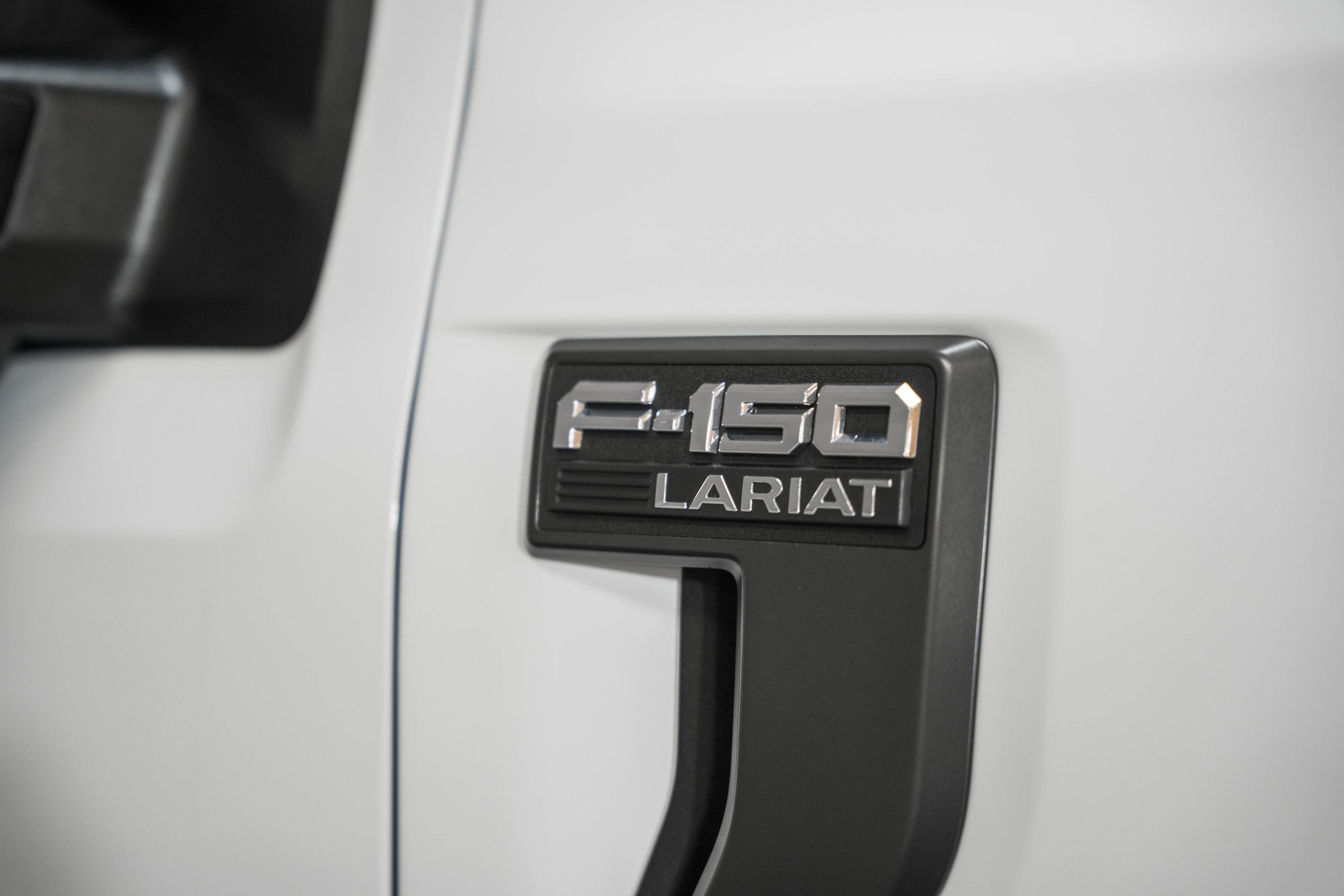 Certified 2023 Ford F150 Lariat w/ Equipment Group 502A High image 11