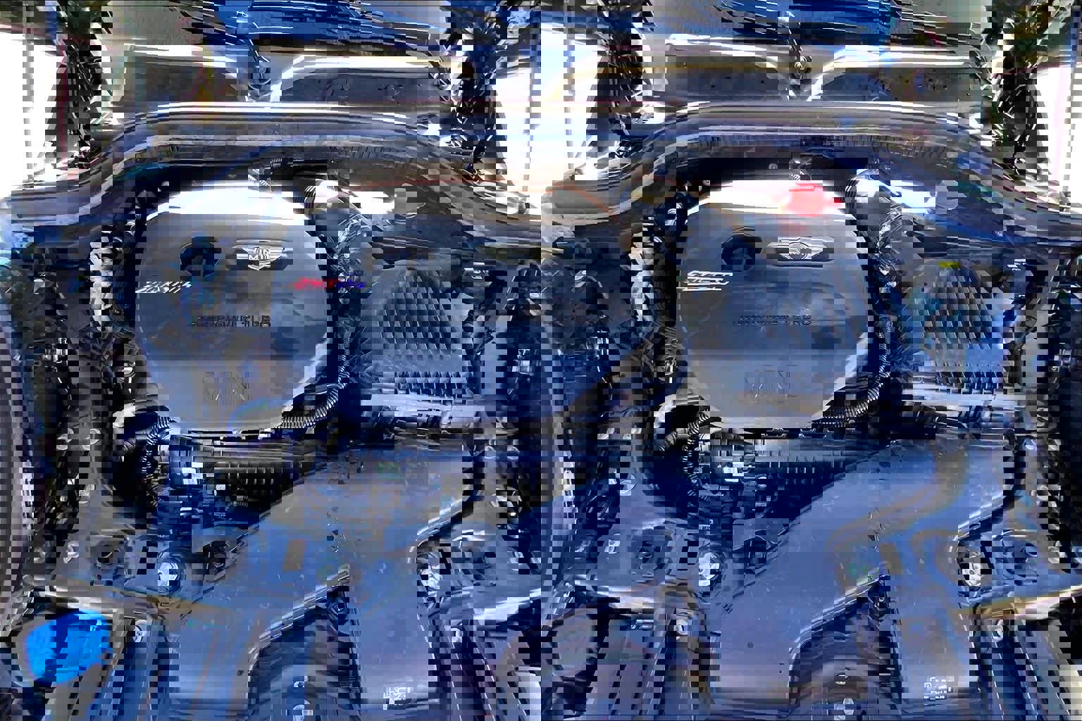 Used 2017 MINI Cooper 4-Door Hardtop image 9