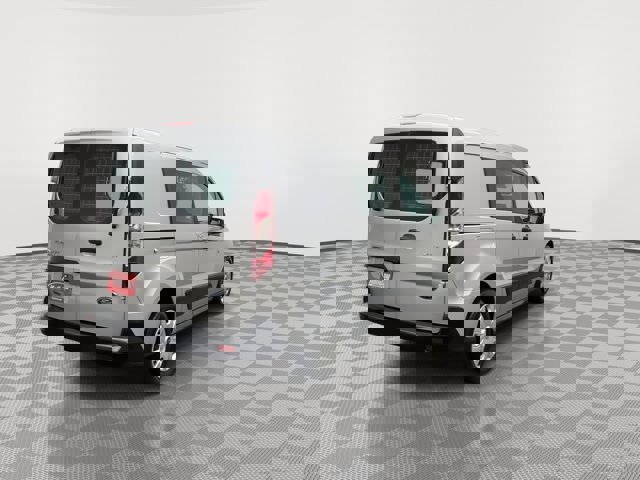 Certified 2022 Ford Transit Connect XLT image 7