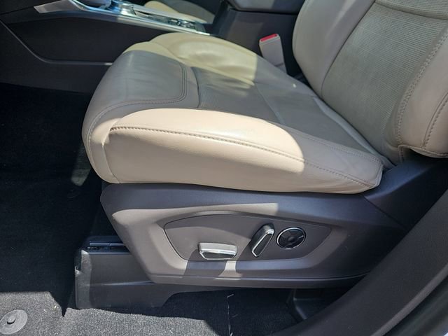 Certified 2020 Ford Explorer Platinum w/ Premium Technology Package AWD/4WD image 12